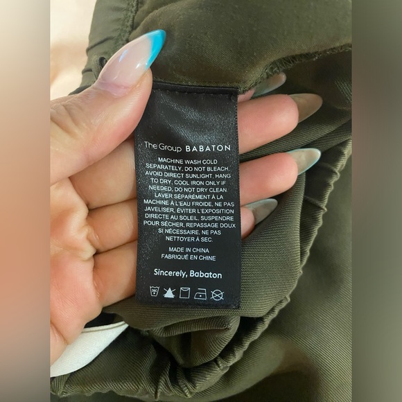 ARITZIA The Group by Babaton cropped pant - olive green, sz small - Picture 5 of 5